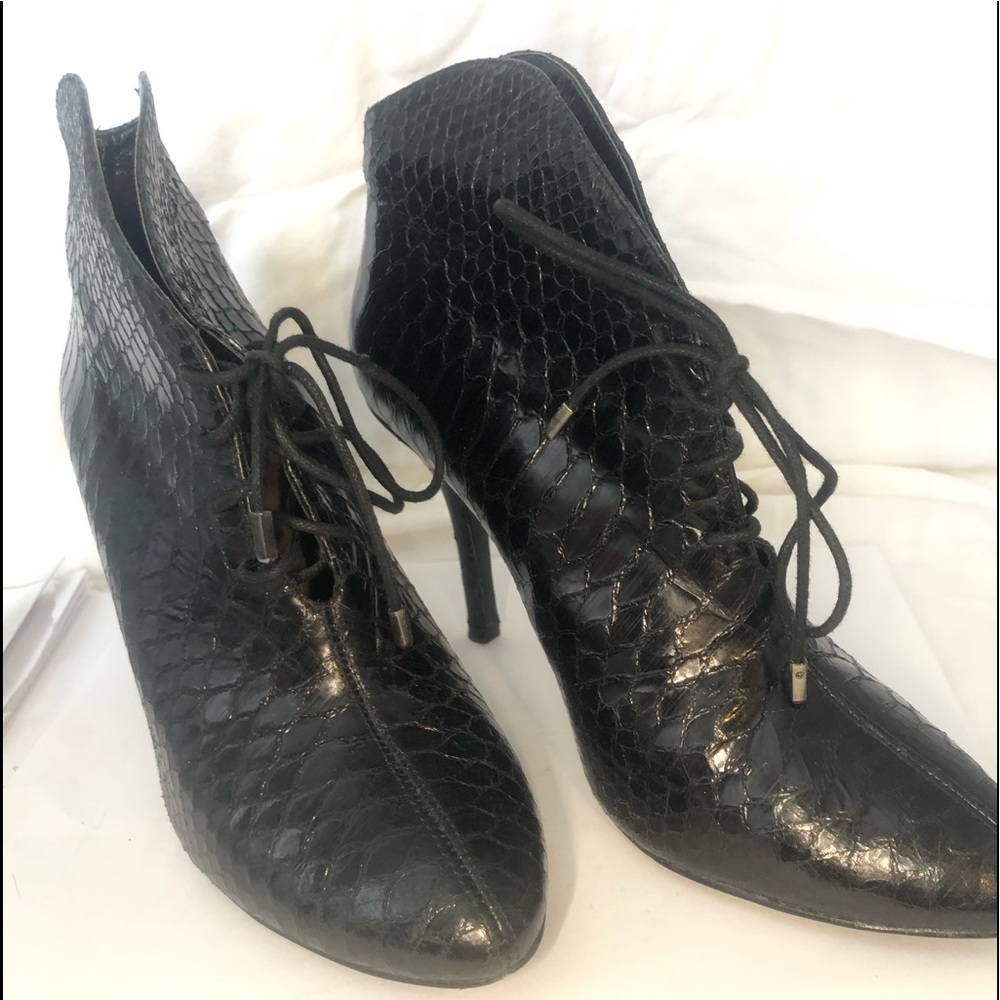 Black snakeskin print lace up VINCE CAMUTO bootie